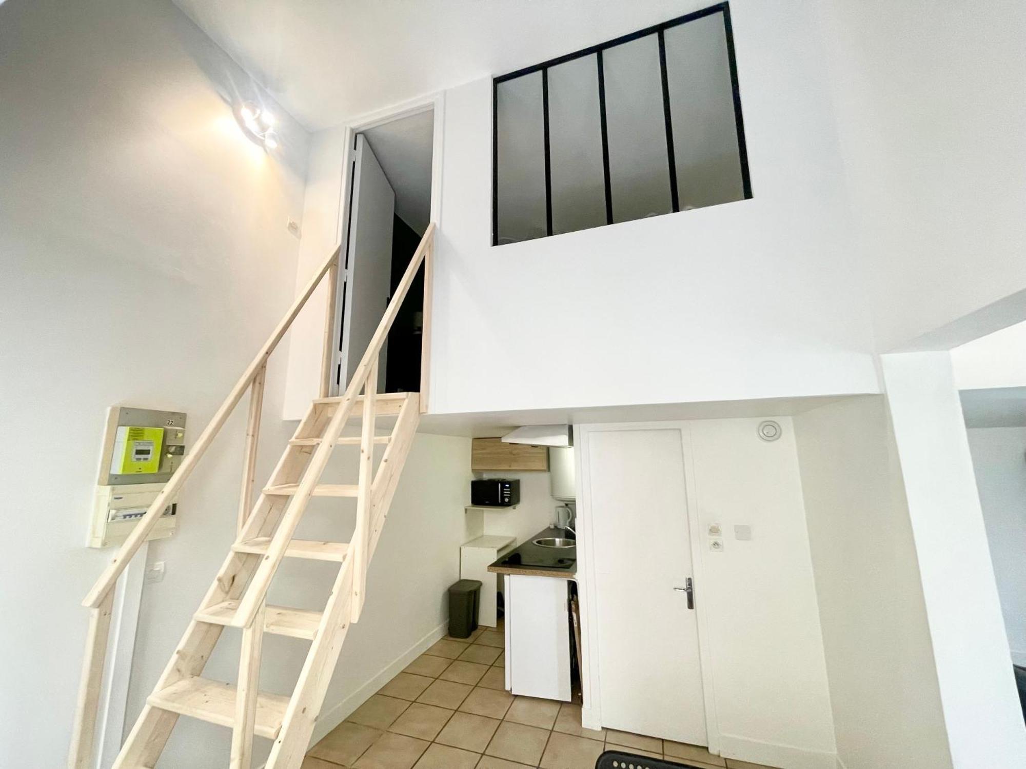Homely & Charming Parisian Duplex - Near Marais Parigi